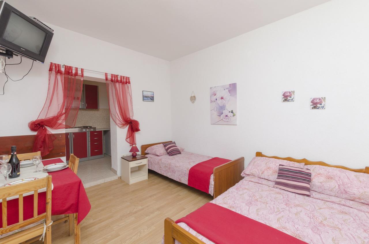 Apartments Ivana นิน ภายนอก รูปภาพ