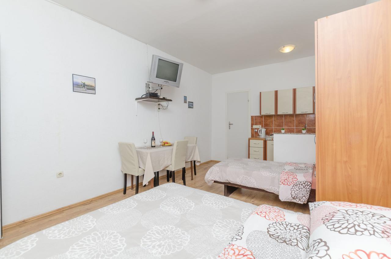 Apartments Ivana นิน ภายนอก รูปภาพ